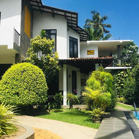 Om Villa Hikkaduwa Exteriör bild
